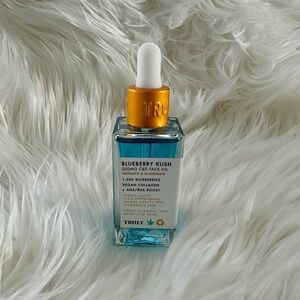 Truly Beauty Blueberry Facial Oil